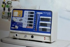Bộ Y tế tiếp nhận 500 máy thở trị giá 120 tỉ đồng chống dịch Covid-19