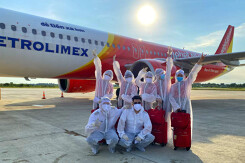 Vietjet thực hiện trung bình một chuyến bay/ngày đưa đồng bào hồi hương