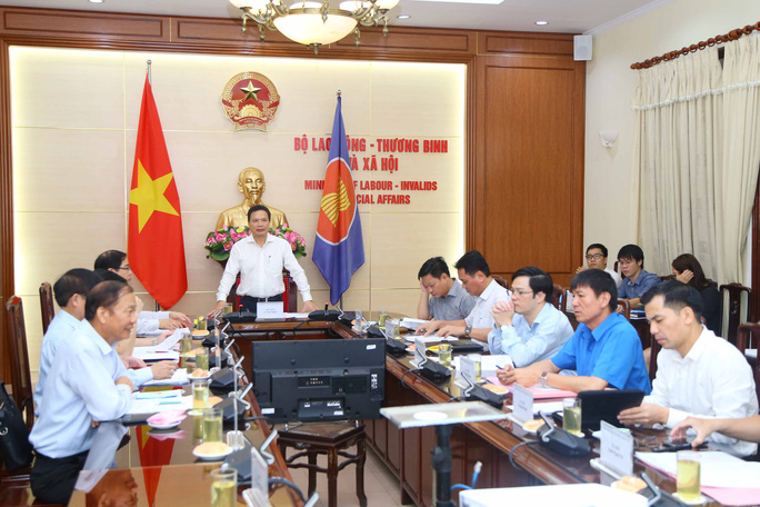 Đề xuất không tăng lương tối thiểu vùng năm 2021 - Ảnh 1. Đề xuất không tăng lương tối thiểu vùng năm 2021 - Ảnh 1.