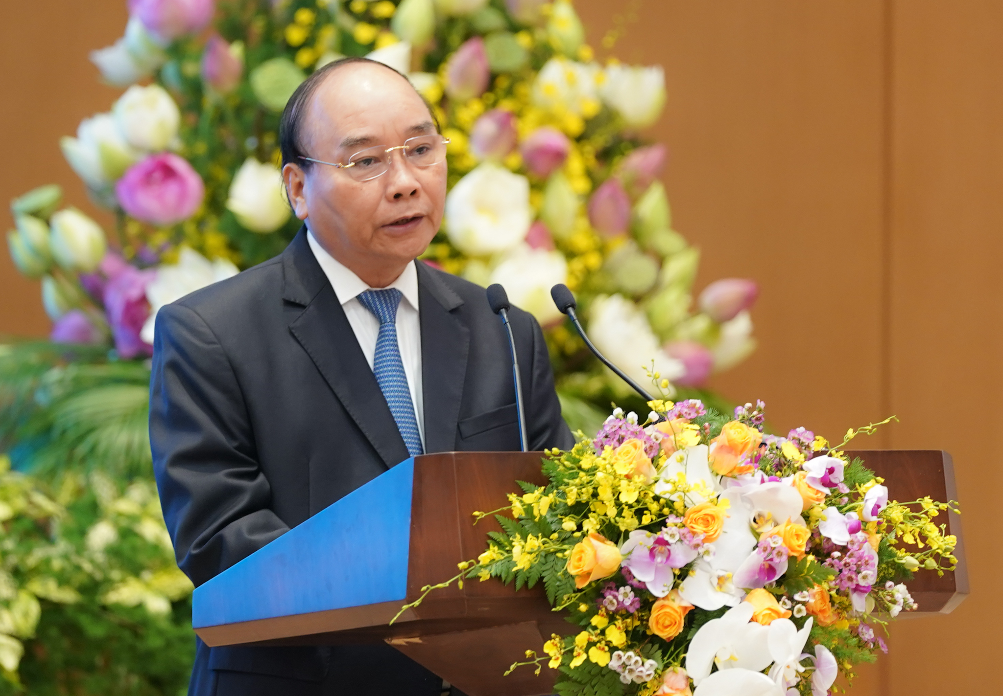 Thủ tướng Nguyễn Xuân Phúc đặt 6 câu hỏi lớn trong triển khai EVFTA - Ảnh 1. Thủ tướng Nguyễn Xuân Phúc đặt 6 câu hỏi lớn trong triển khai EVFTA - Ảnh 1.