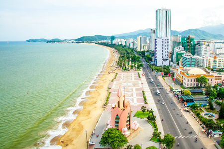 Cho phép người nước ngoài sở hữu BĐS du lịch tại Việt Nam: Nên hay không nên? - Ảnh 1.