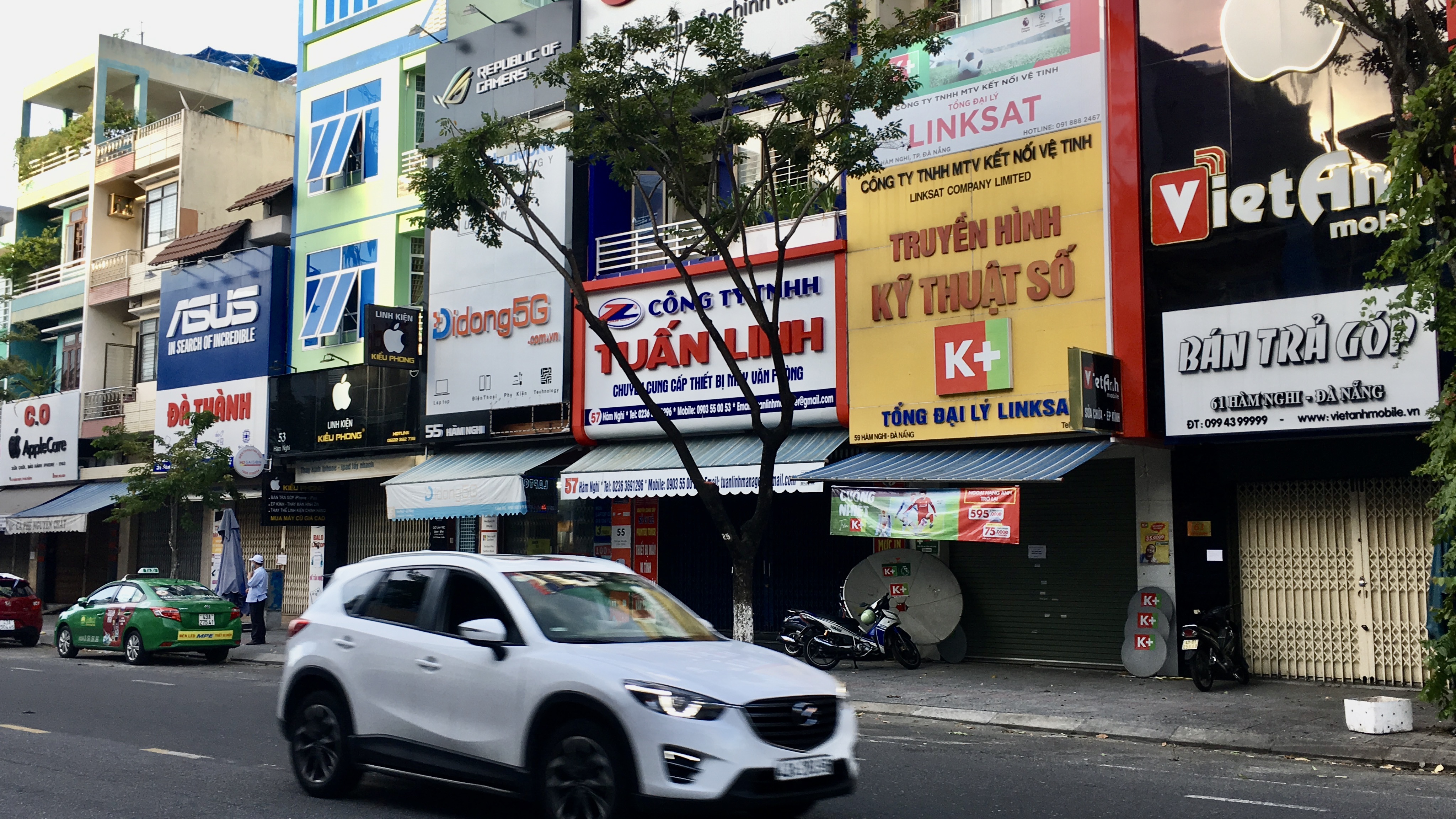 Cho thuê, sang nhượng mặt bị 'ế' ở các tuyến phố chuyên doanh lớn Đà Nẵng khi dịch COVID-19 phức tạp - Ảnh 13.