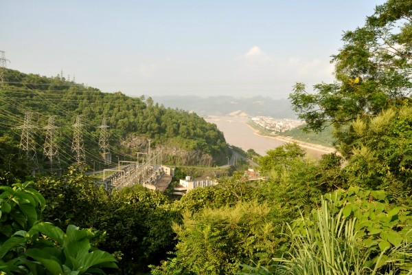 Chiêm ngưỡng vẻ đẹp hùng vĩ của công trình thế kỉ thuỷ điện Hòa Bình - Ảnh 2. Chiêm ngưỡng vẻ đẹp hùng vĩ của công trình thế kỉ thuỷ điện Hòa Bình - Ảnh 2.