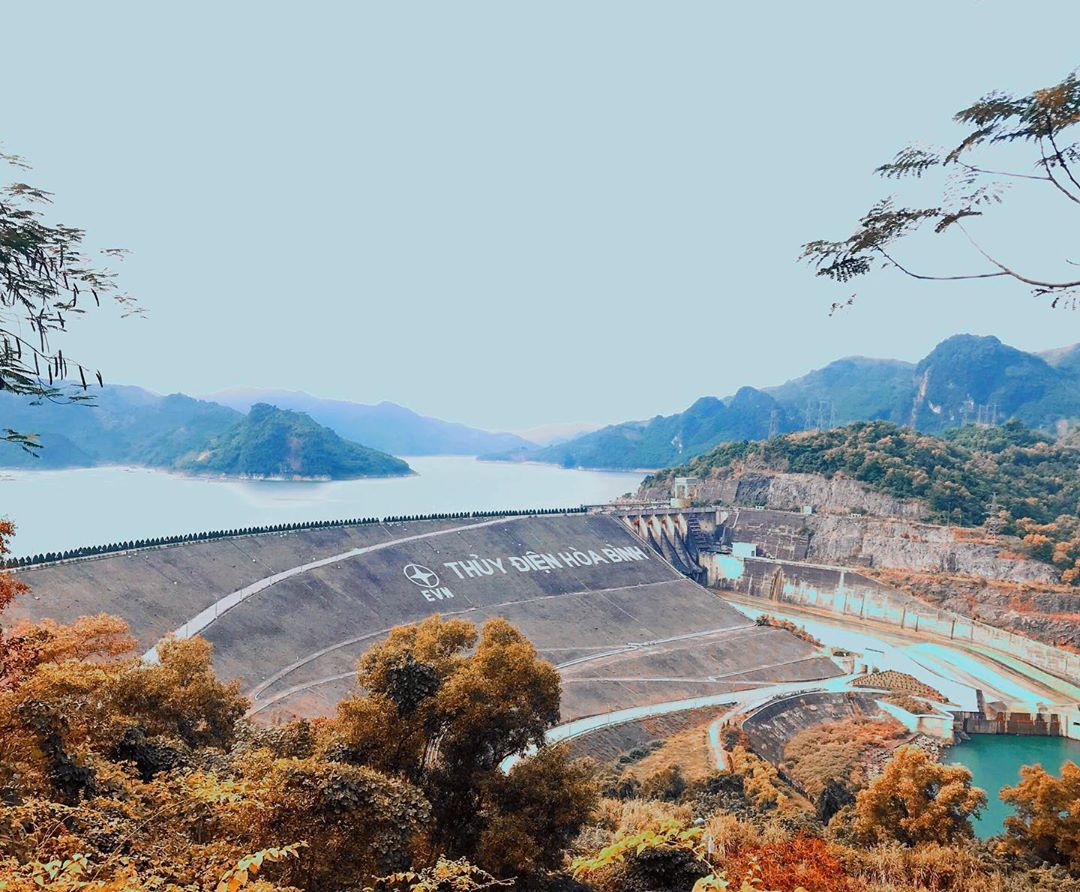 Chiêm ngưỡng vẻ đẹp hùng vĩ của công trình thế kỉ thuỷ điện Hòa Bình - Ảnh 3. Chiêm ngưỡng vẻ đẹp hùng vĩ của công trình thế kỉ thuỷ điện Hòa Bình - Ảnh 3.
