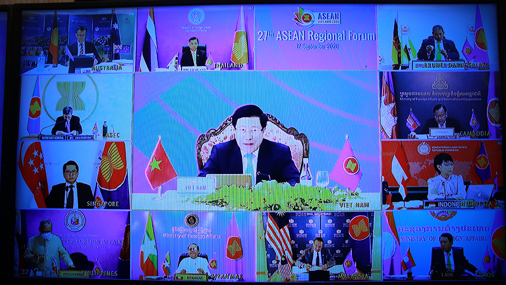 ASEAN không muốn kẹt trong cạnh tranh nước lớn - Ảnh 1.