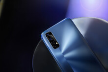 Bộ đôi realme 7 chuẩn bị lên kệ, nhấn mạnh camera AI kèm sạc nhanh ấn tượng