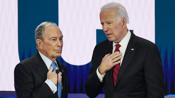 Tỉ phú Bloomberg sẽ chi 100 triệu USD để giúp ông Biden đánh bại Tổng thống Trump - Ảnh 1.