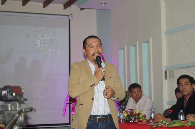 Ông Nguyễn Hữu Tiến và đồng phạm chiếm đoạt 40 tỉ đồng của nhà đầu tư, theo thông báo của Bộ Công an. (Ảnh: CAND). Ông Nguyễn Hữu Tiến và đồng phạm chiếm đoạt 40 tỉ đồng của nhà đầu tư, theo thông báo của Bộ Công an. (Ảnh: CAND).