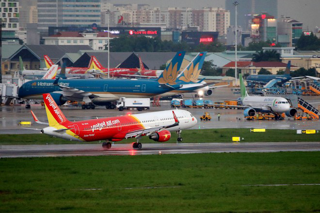 ‘Sự lựa chọn thận trọng và thực hiện nghiêm qui trình sẽ không biến đợt mở đường bay thành làn sóng dịch thứ ba’ - Ảnh 1. ‘Sự lựa chọn thận trọng và thực hiện nghiêm qui trình sẽ không biến đợt mở đường bay thành làn sóng dịch thứ ba’ - Ảnh 1.