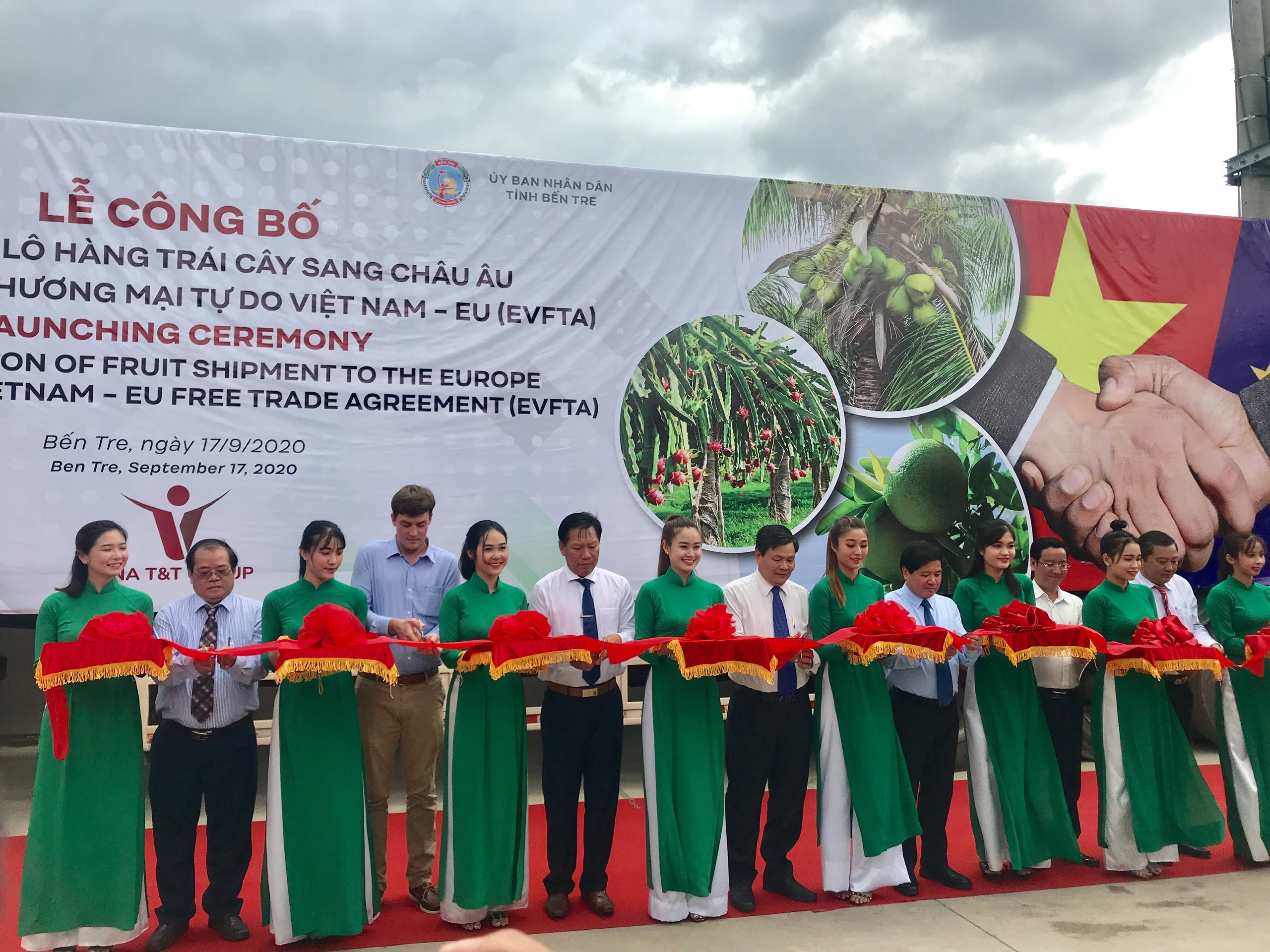 Sau chanh dây, đến lượt dừa, bưởi, thanh long Việt lên đường sang EU - Ảnh 2. Sau chanh dây, đến lượt dừa, bưởi, thanh long Việt lên đường sang EU - Ảnh 2.