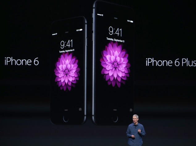 Nhìn lại những lần ra mắt ấn tượng của iPhone - Ảnh 8. Nhìn lại những lần ra mắt ấn tượng của iPhone - Ảnh 8.