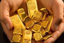 Giá vàng đạt 2.300 USD/ounce vào năm sau?
