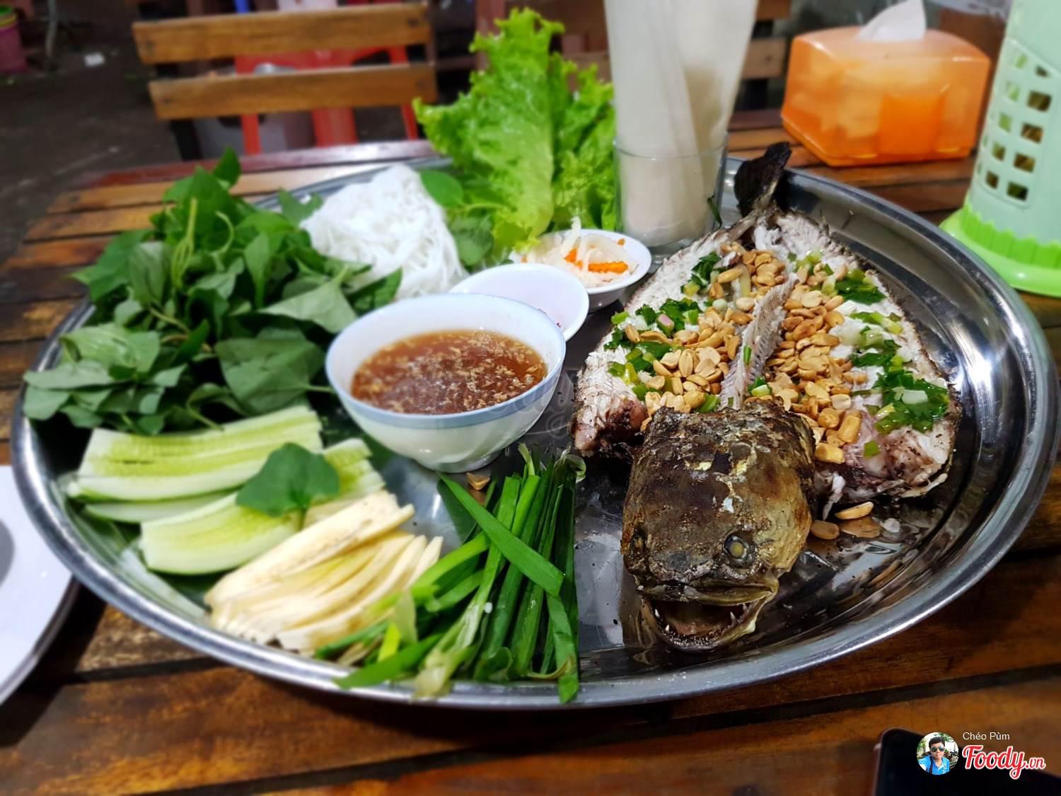 Truy tìm 6 quán cá lóc nướng trui thơm ngon nức tiếng tại Cần Thơ - Ảnh 7. Truy tìm 6 quán cá lóc nướng trui thơm ngon nức tiếng tại Cần Thơ - Ảnh 7.