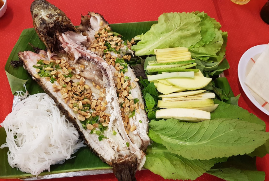 Truy tìm 6 quán cá lóc nướng trui thơm ngon nức tiếng tại Cần Thơ - Ảnh 6. Truy tìm 6 quán cá lóc nướng trui thơm ngon nức tiếng tại Cần Thơ - Ảnh 6.