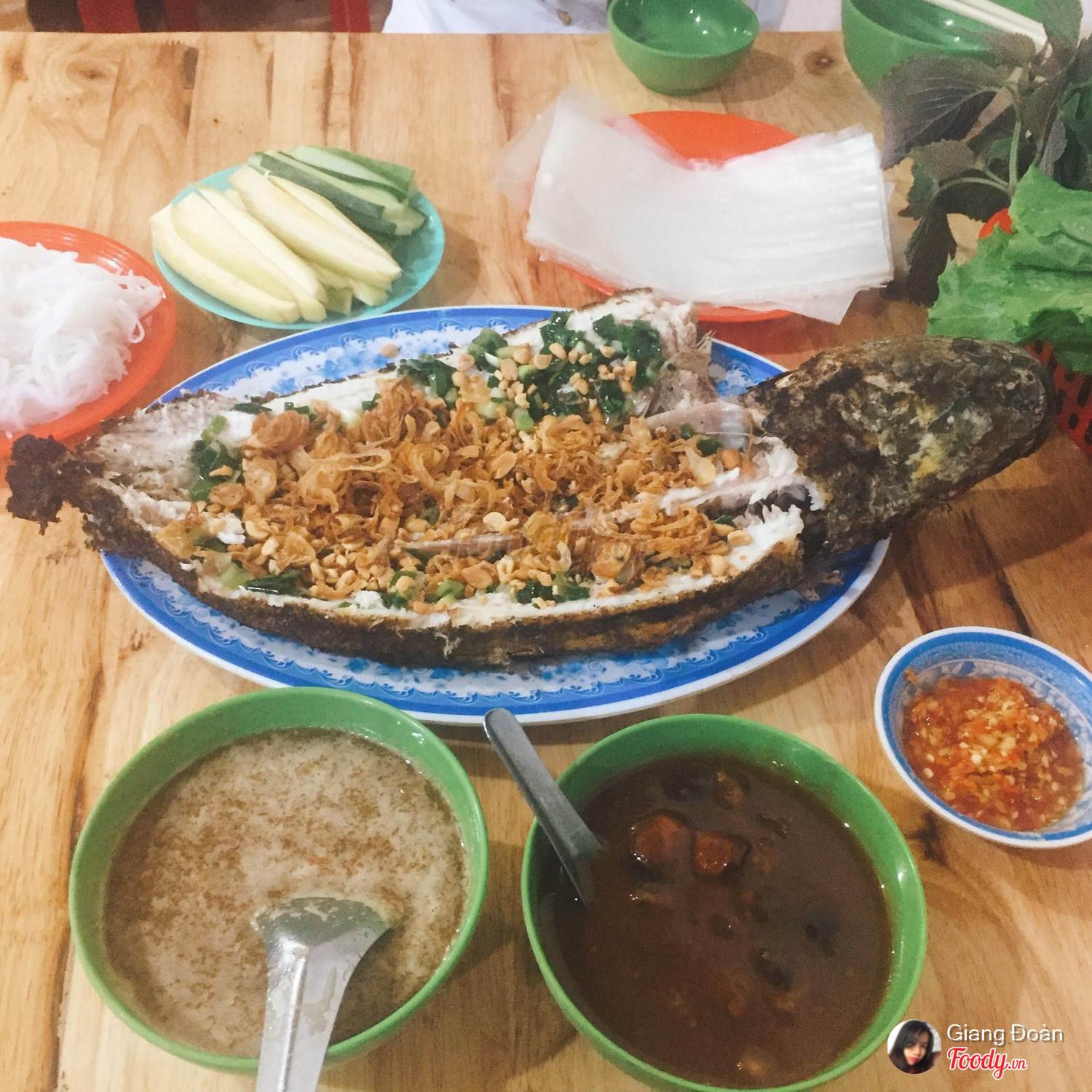 Truy tìm 6 quán cá lóc nướng trui thơm ngon nức tiếng tại Cần Thơ - Ảnh 4. Truy tìm 6 quán cá lóc nướng trui thơm ngon nức tiếng tại Cần Thơ - Ảnh 4.
