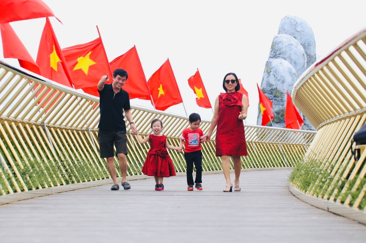 Nhân ngày trở lại, Bà Nà Hills tặng vé buffet trưa khi mua vé cáp treo - Ảnh 3. Nhân ngày trở lại, Bà Nà Hills tặng vé buffet trưa khi mua vé cáp treo - Ảnh 3.