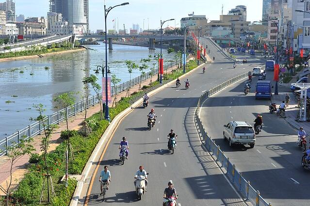 Diện mạo mới, sức sống mới phía Tây Nam TP HCM - Ảnh 3.