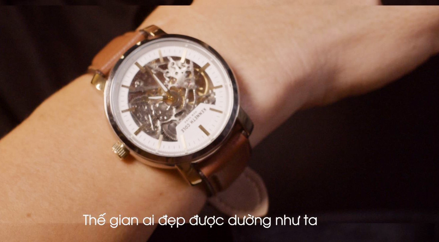 FPT Shop đẩy mạnh bán lẻ đồng hồ, kích cầu với trả góp 0% - Ảnh 1. FPT Shop đẩy mạnh bán lẻ đồng hồ, kích cầu với trả góp 0% - Ảnh 1.