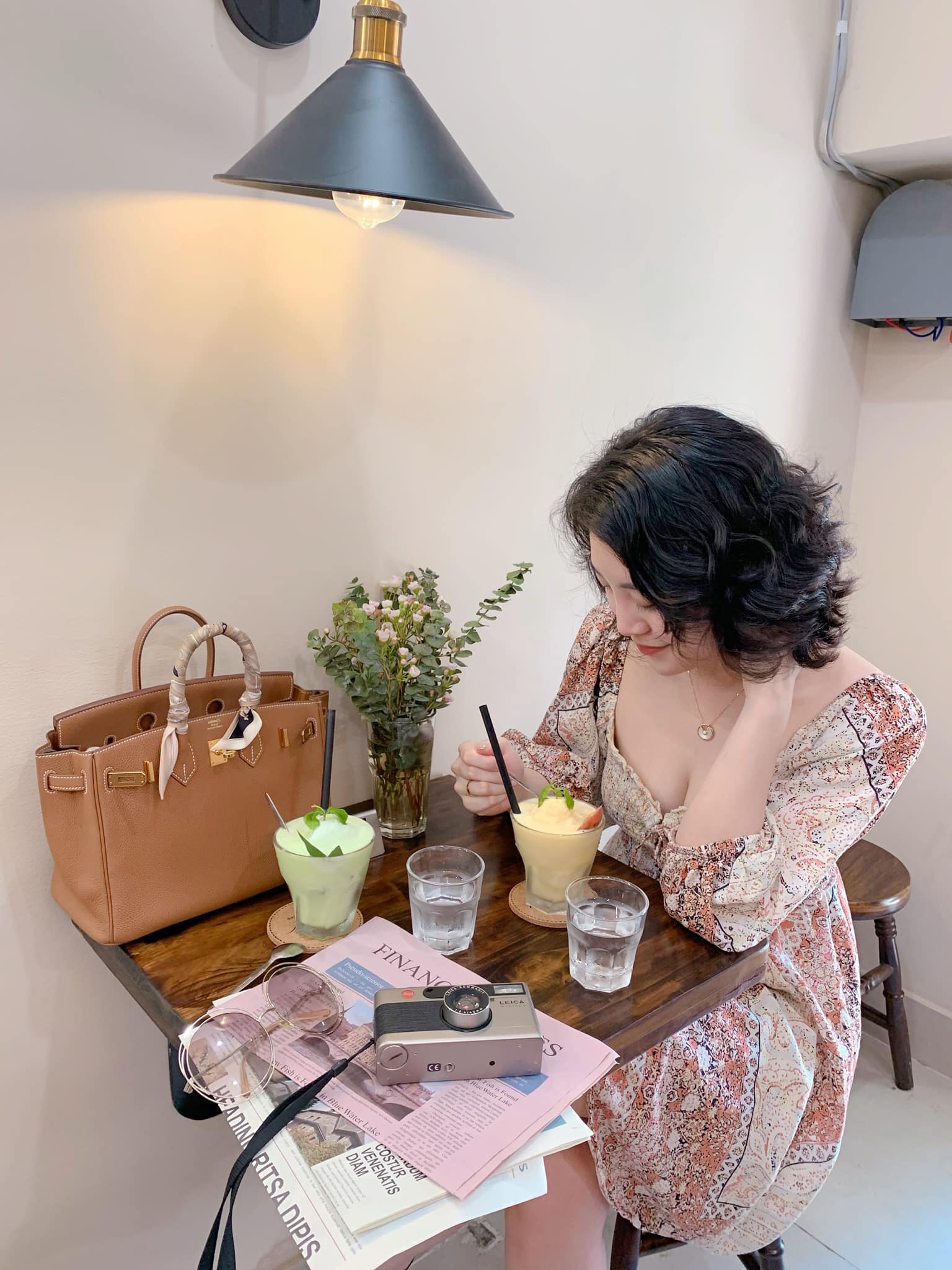 Dịp 20/10, đừng quên rủ nàng đến một trong những địa chỉ cafe lãng mạn ngay dưới đây tại Hà Nội - Ảnh 5.