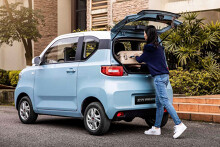 'Gã khổng lồ' xe hơi bán ô tô điện siêu gọn có giá dưới 5.000 USD