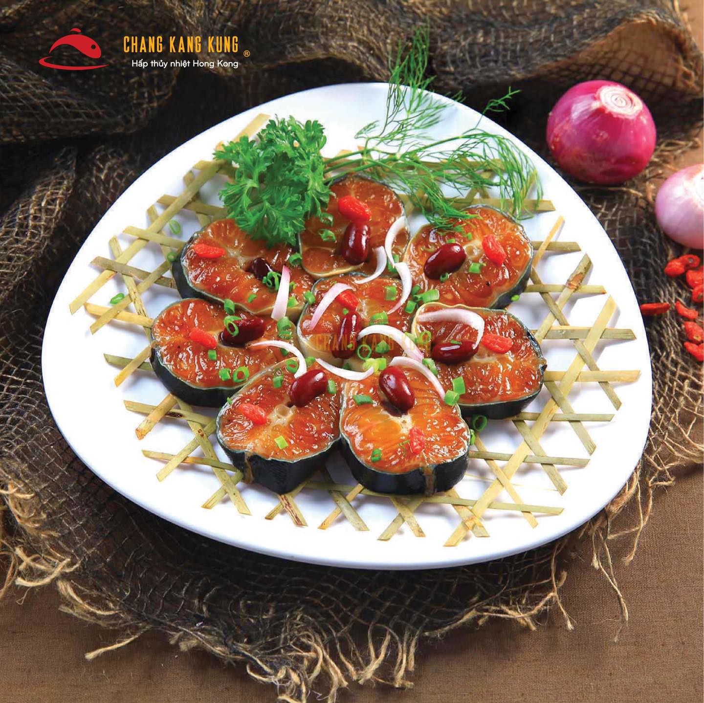 Top 6 nhà hàng ấm cúng, sang trọng cho các gia đình và cặp đôi trong ngày 20/10 tại Sài Gòn - Ảnh 8. Top 6 nhà hàng ấm cúng, sang trọng cho các gia đình và cặp đôi trong ngày 20/10 tại Sài Gòn - Ảnh 8.