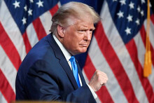 Ông Trump không nộp thuế liên bang trong 10 năm?