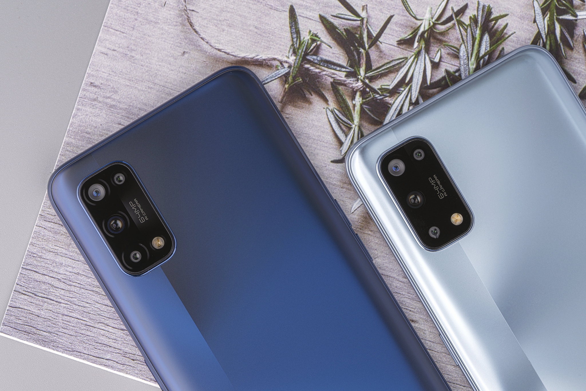 Realme 7 series đạt gần 4.000 đơn hàng đặt cọc sau khi mở bán - Ảnh 3. Realme 7 series đạt gần 4.000 đơn hàng đặt cọc sau khi mở bán - Ảnh 3.