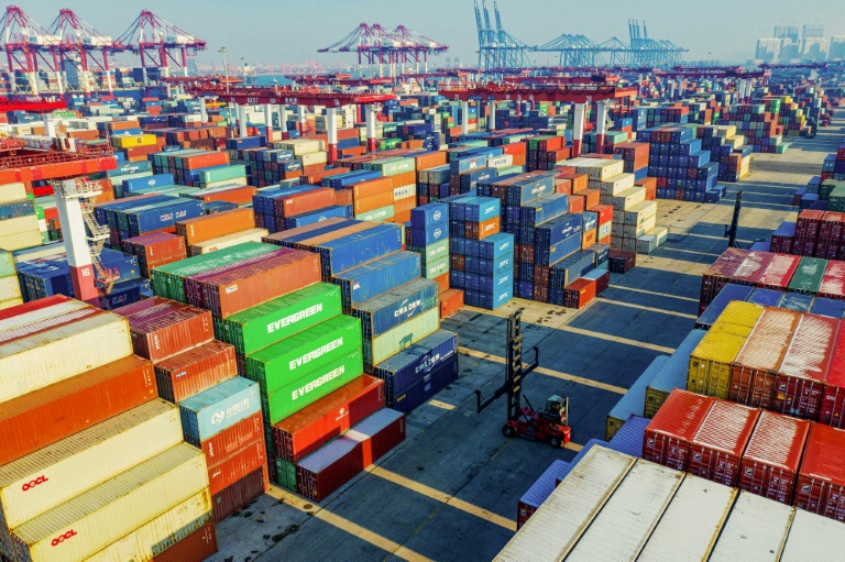 Bloomberg: Chia tách với Mỹ sẽ làm kinh tế Trung Quốc xụt giảm xuống 3,5% vào năm 2030 - Ảnh 1. Bloomberg: Chia tách với Mỹ sẽ làm kinh tế Trung Quốc xụt giảm xuống 3,5% vào năm 2030 - Ảnh 1.