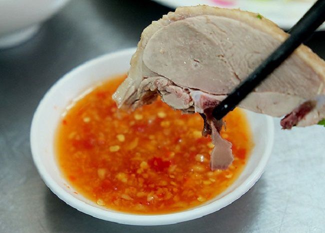 Giữa Phan Rang đầy nắng và gió, thưởng thức món cơm gà thanh mát, thơm ngon - Ảnh 6.