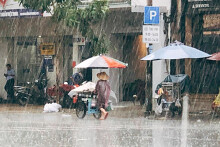 Thời tiết TP HCM hôm nay 3/9: Chiều tối có mưa dông, Cần Thơ đêm có mưa rào và dông vài nơi