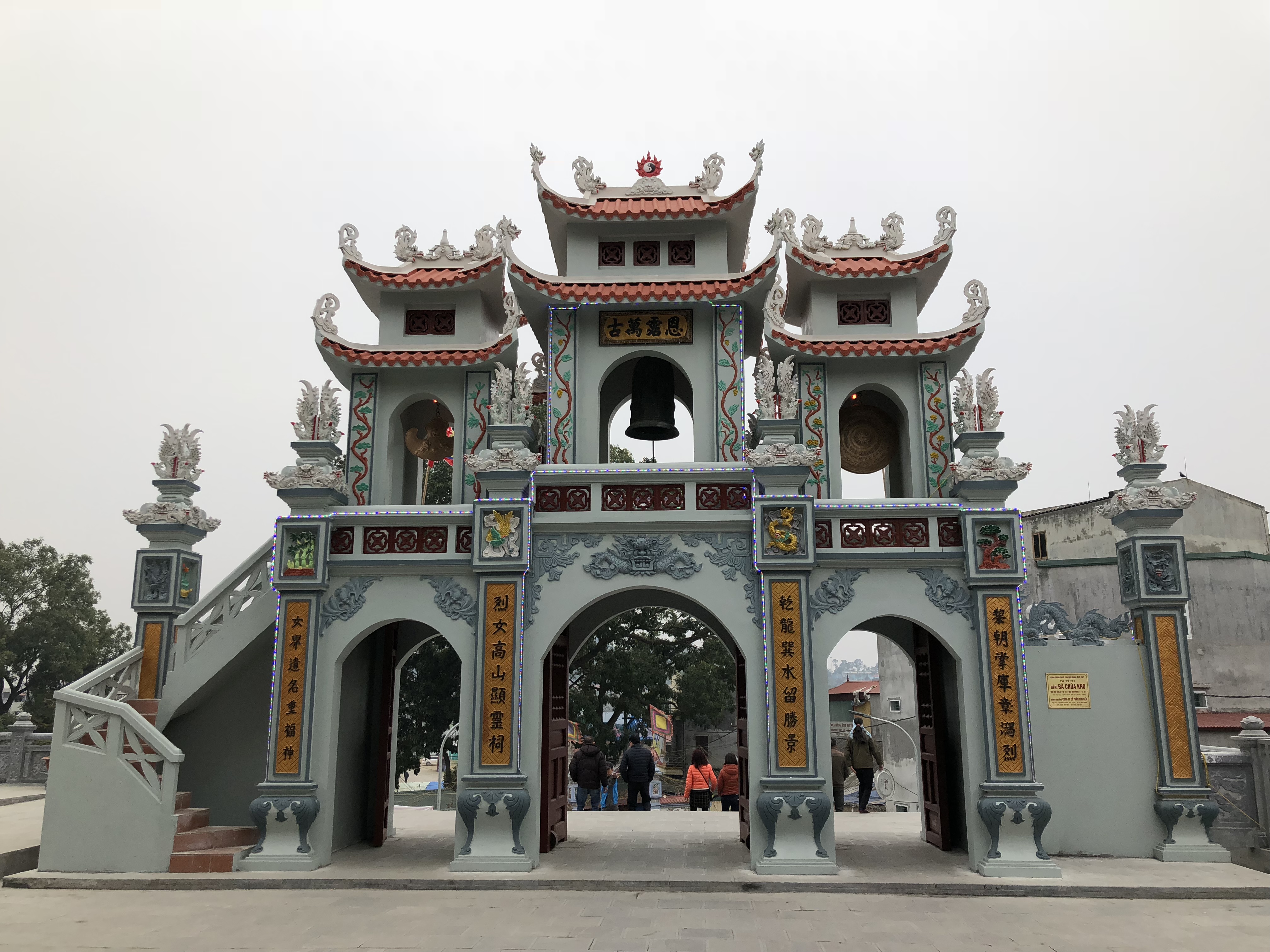 Về Bắc Ninh, ghé thăm ngôi đền 'vay vốn' nổi tiếng mang tên Bà Chúa Kho - Ảnh 1.