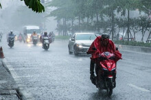 Thời tiết Hà Nội hôm nay 30/9: Từ chiều tối nay có mưa rào và dông, Hải Phòng đêm mưa rào