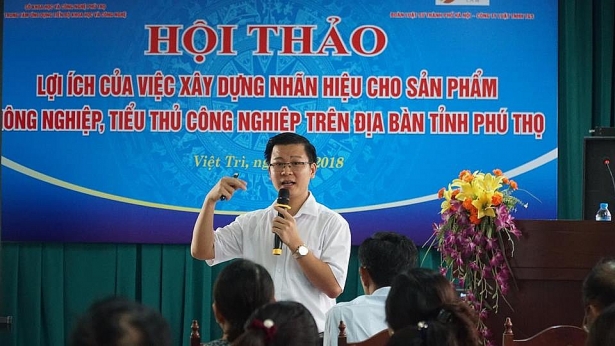 Từ vụ Asanzo, luật sư kiến nghị bổ sung qui định ghi rõ xuất xứ linh kiện để bảo đảm quyền lợi người tiêu dùng - Ảnh 2. Từ vụ Asanzo, luật sư kiến nghị bổ sung qui định ghi rõ xuất xứ linh kiện để bảo đảm quyền lợi người tiêu dùng - Ảnh 2.