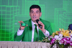 Mai Linh có lãi trong 7 tháng CEO Rahn Wood nắm quyền