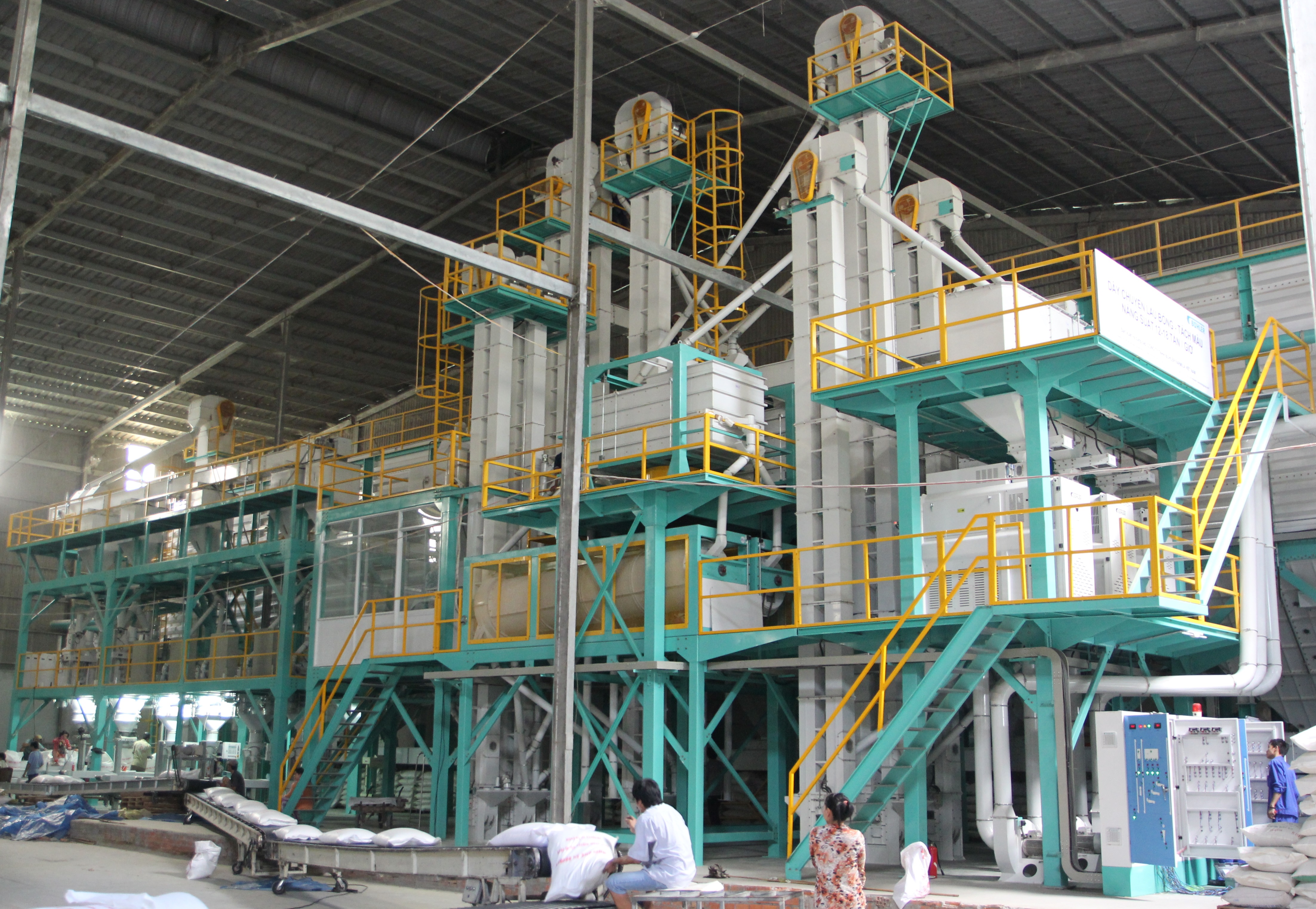 BIDV đấu giá khoản nợ nghìn tỉ của một công ty gạo - Ảnh 1.