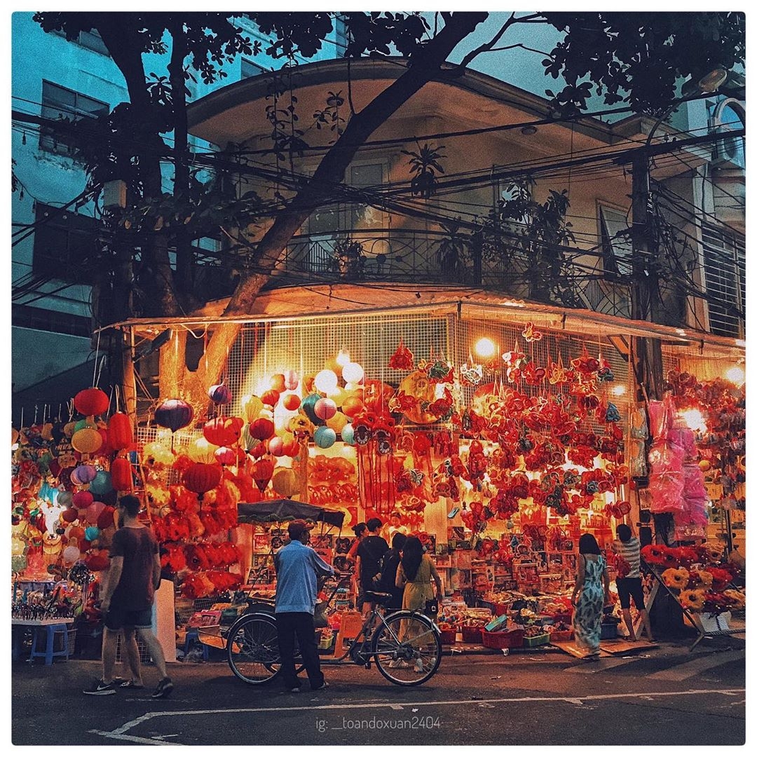 Bật mí loạt địa điểm hẹn hò lãng mạn cho các cặp đôi trong ngày Trung Thu tại Hà Nội - Ảnh 5. Bật mí loạt địa điểm hẹn hò lãng mạn cho các cặp đôi trong ngày Trung Thu tại Hà Nội - Ảnh 5.