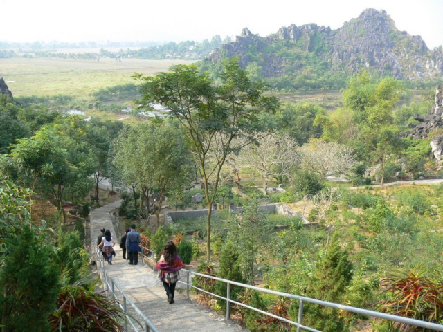 Núi Hàm Rồng Thanh Hoá, điểm đến hấp dẫn của vùng hữu ngạn sông Mã - Ảnh 5. Núi Hàm Rồng Thanh Hoá, điểm đến hấp dẫn của vùng hữu ngạn sông Mã - Ảnh 5.