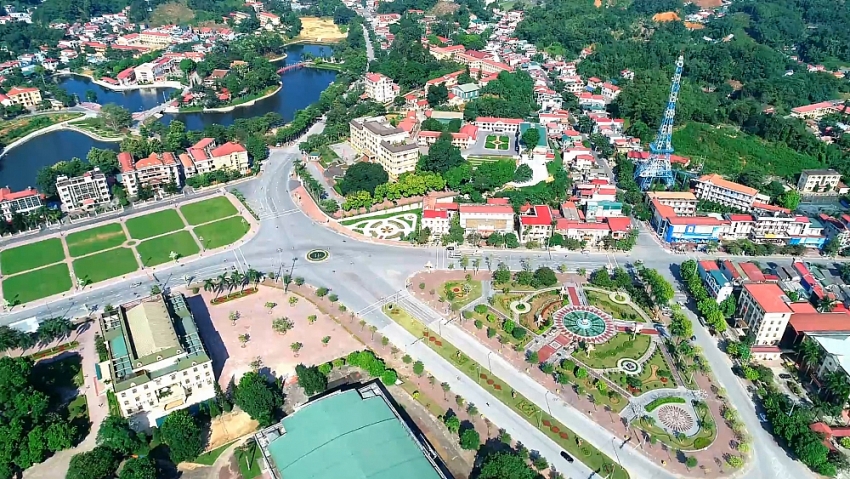 Hàng nghìn tỉ đồng đổ về vùng đất phía Bắc - Ảnh 1.