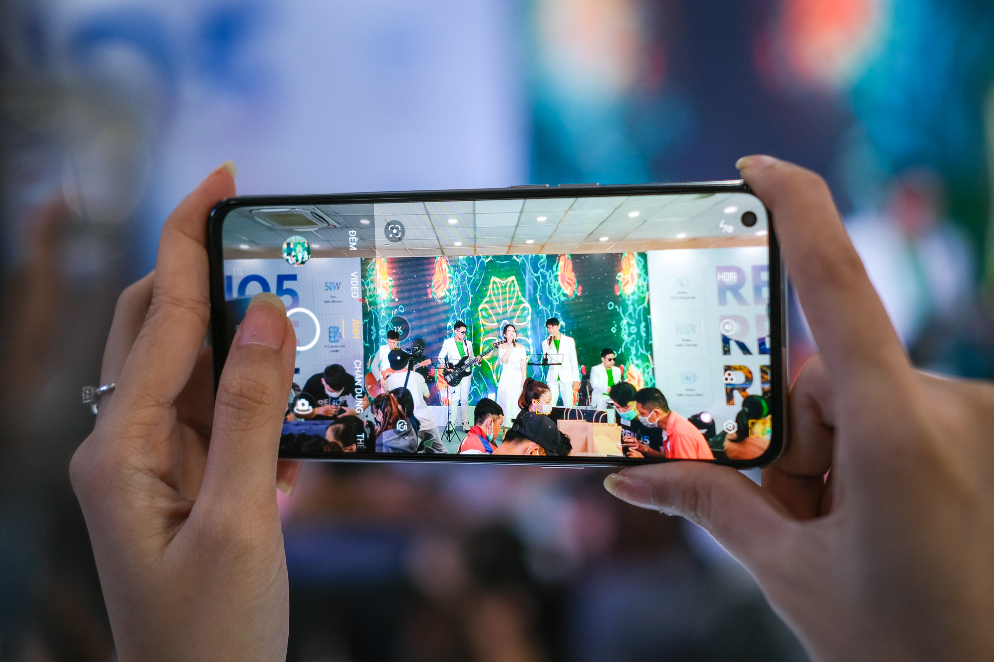 OPPO Reno5 áp đảo lượng đặt hàng nhiều chuỗi bán lẻ, tăng tốc thị trường điện thoại chụp Tết - Ảnh 3.