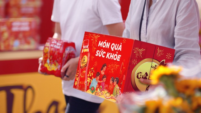 Xu hướng quà Tết 2021: Top những món quà sức khỏe nối kết tình thân - Ảnh 1. Xu hướng quà Tết 2021: Top những món quà sức khỏe nối kết tình thân - Ảnh 1.