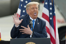 Ông Trump tính chống đối đến cùng trong những ngày cuối cùng tại vị