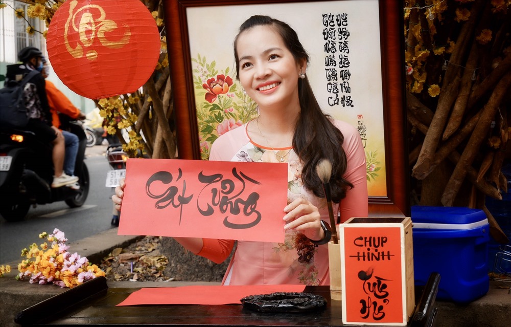 Lưu ngay 5 địa chỉ chụp ảnh áo dài Tết cực lung linh ở Sài Gòn - Ảnh 5. Lưu ngay 5 địa chỉ chụp ảnh áo dài Tết cực lung linh ở Sài Gòn - Ảnh 5.