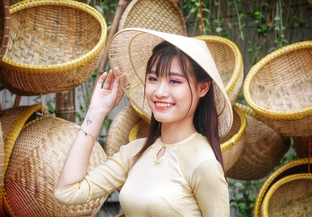 Lưu ngay 5 địa chỉ chụp ảnh áo dài Tết cực lung linh ở Sài Gòn - Ảnh 7. Lưu ngay 5 địa chỉ chụp ảnh áo dài Tết cực lung linh ở Sài Gòn - Ảnh 7.