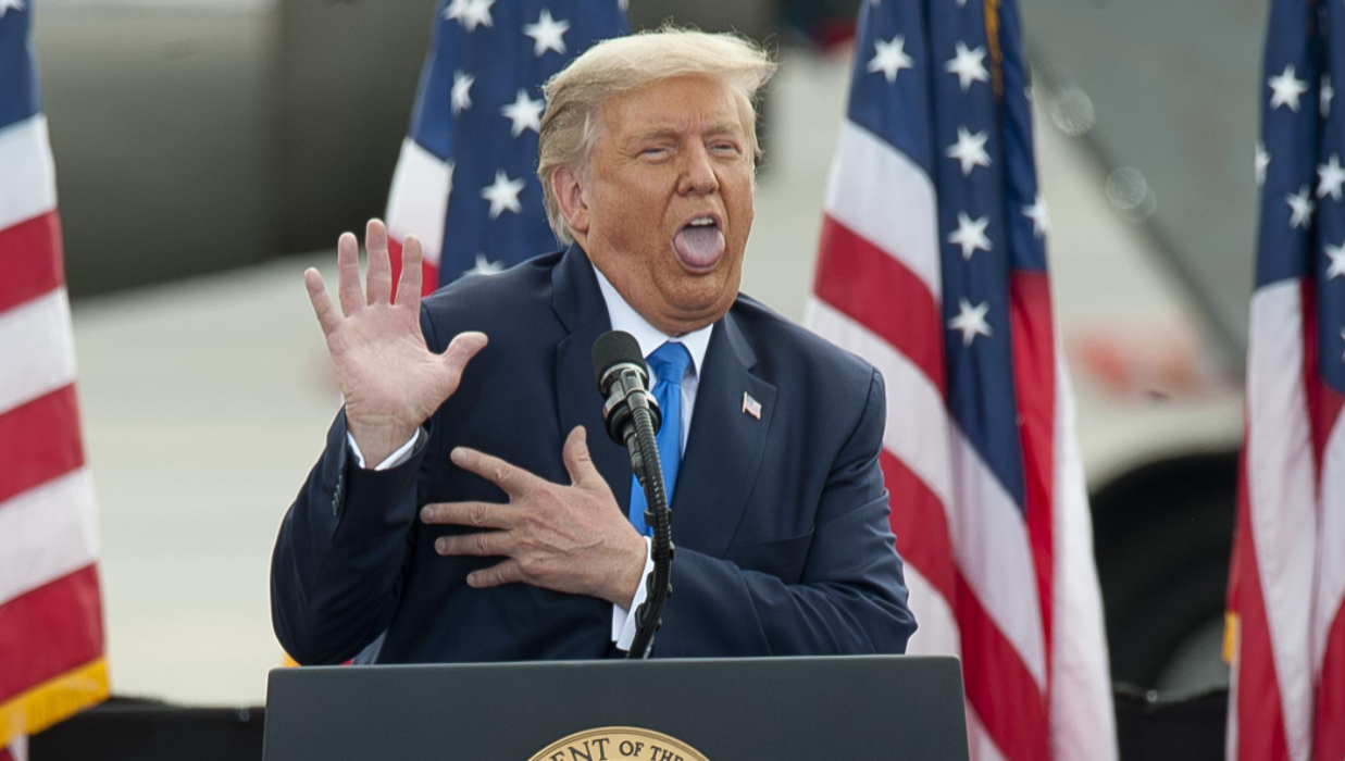 Ông Trump tính ngang ngạnh đến cùng trong tuần cuối ở Nhà Trắng - Ảnh 1. Ông Trump tính ngang ngạnh đến cùng trong tuần cuối ở Nhà Trắng - Ảnh 1.