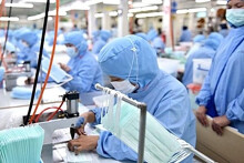 Việt Nam xuất khẩu hơn 1,37 tỷ chiếc khẩu trang y tế năm 2020