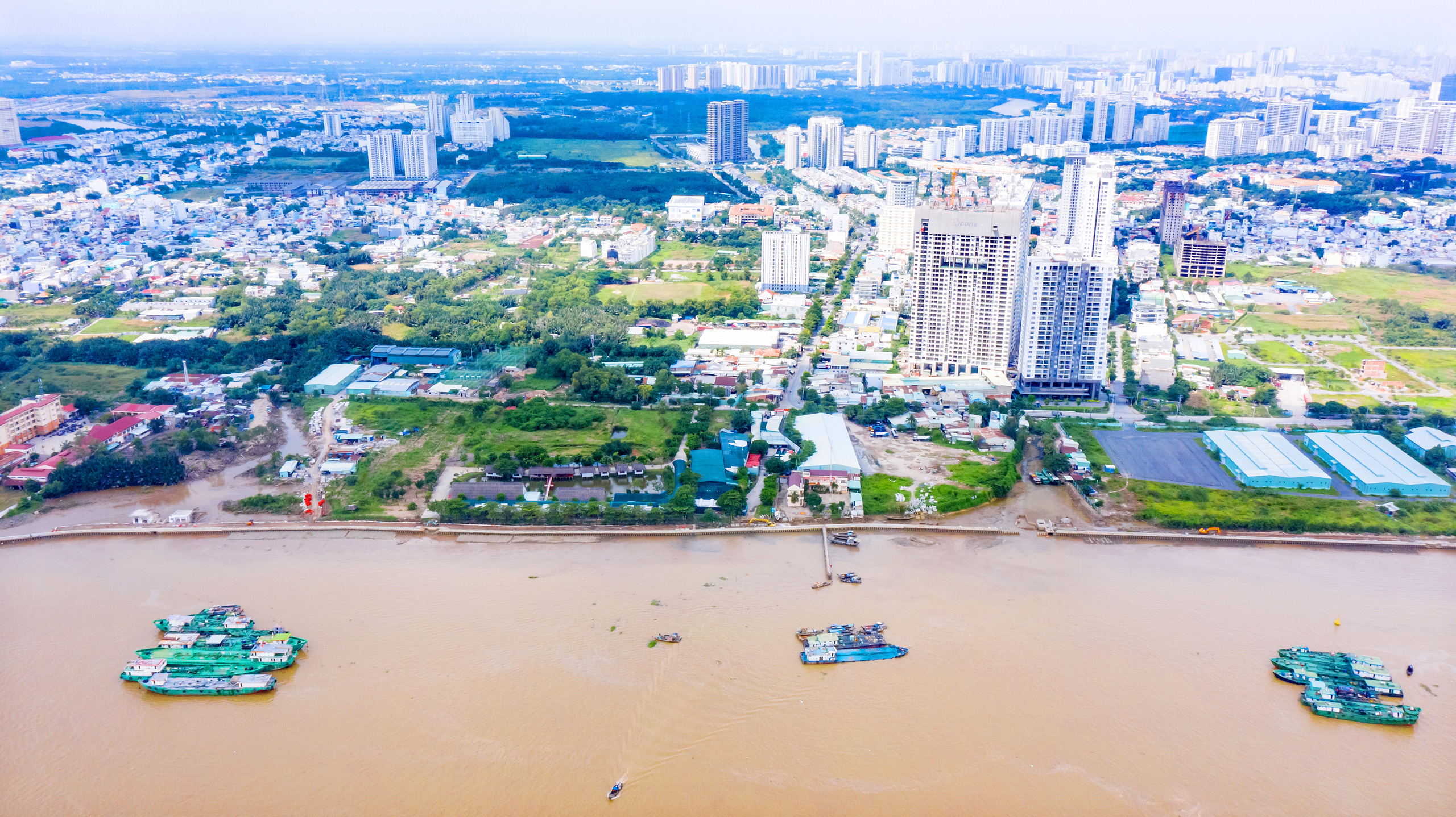 Chủ đầu tư thiệt hại “khủng” do dự án ngăn triều 10.000 tỷ đồng có nguy cơ tạm dừng - Ảnh 2. Chủ đầu tư thiệt hại “khủng” do dự án ngăn triều 10.000 tỷ đồng có nguy cơ tạm dừng - Ảnh 2.