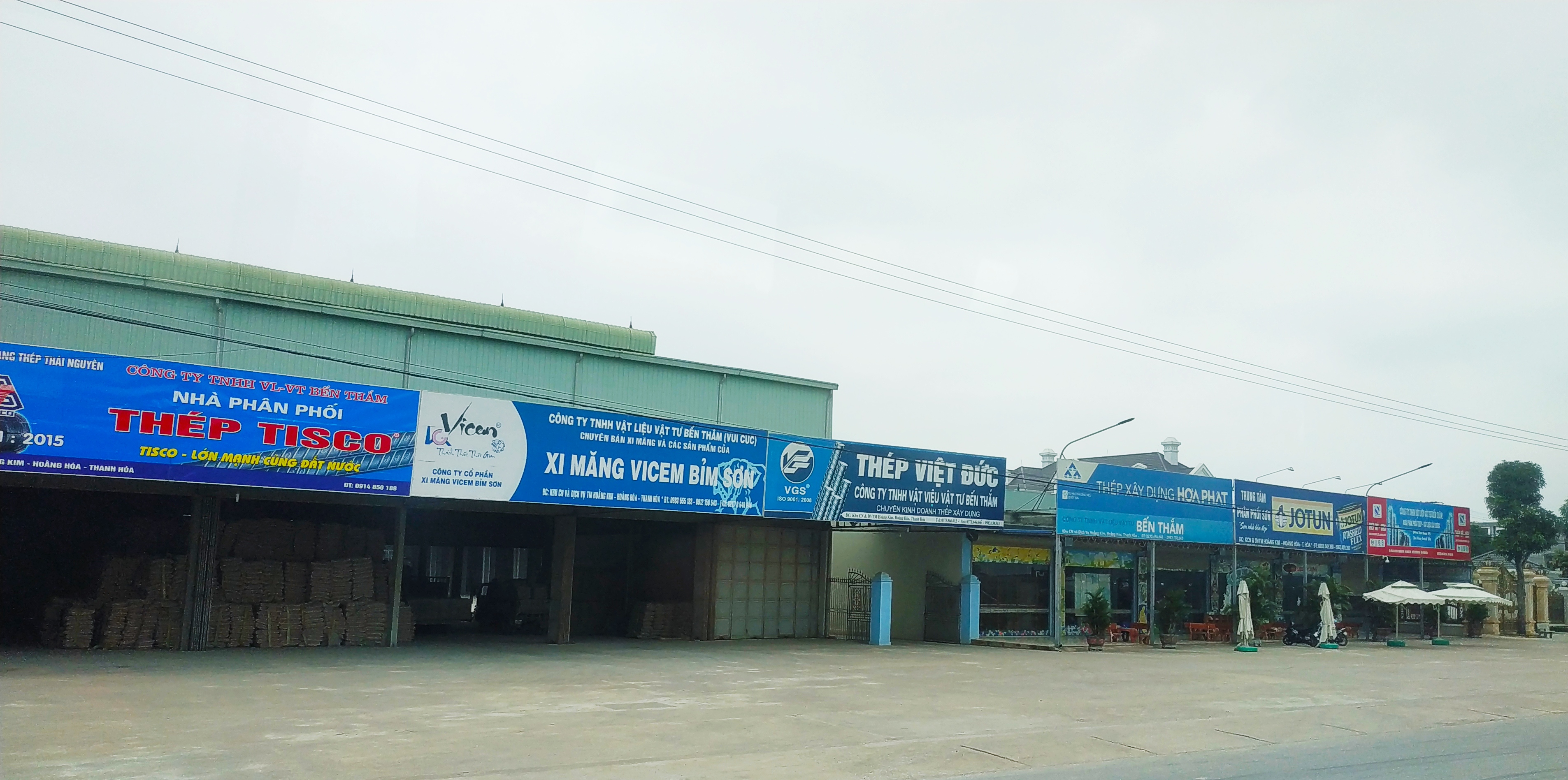 Thị trường thép xây dựng đi xuống, doanh nghiệp nào vẫn ngược dòng tiến lên? - Ảnh 1.