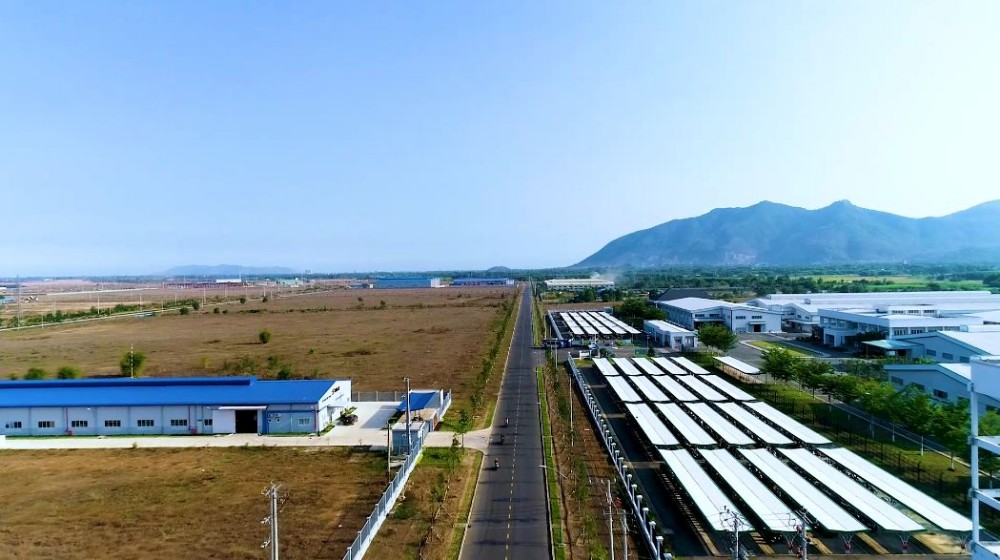 Vì sao giá thuê đất KCN tại miền Nam tăng cao hơn miền Bắc? - Ảnh 1. Vì sao giá thuê đất KCN tại miền Nam tăng cao hơn miền Bắc? - Ảnh 1.