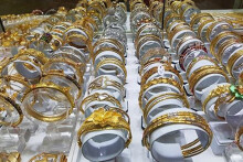 Dự báo giá vàng 14/1: Duy trì đà tăng hay lại giảm vào đầu phiên?