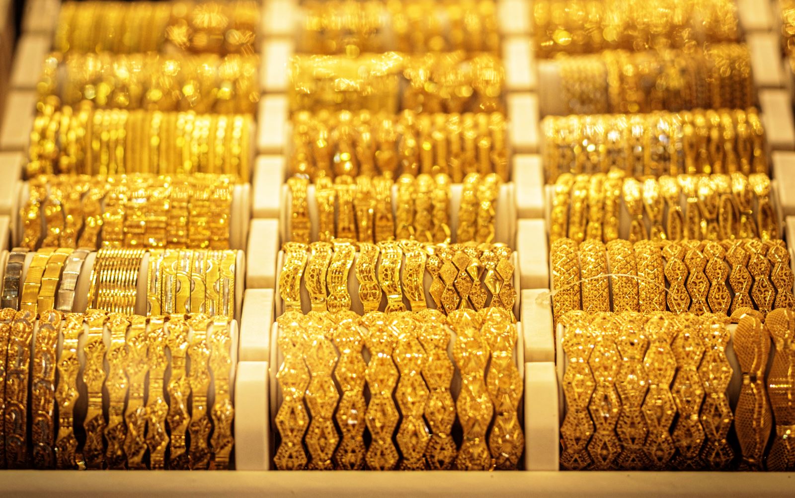 Đồng USD chi phối biến động của thị trường vàng thế giới tuần qua - Ảnh 1. Đồng USD chi phối biến động của thị trường vàng thế giới tuần qua - Ảnh 1.